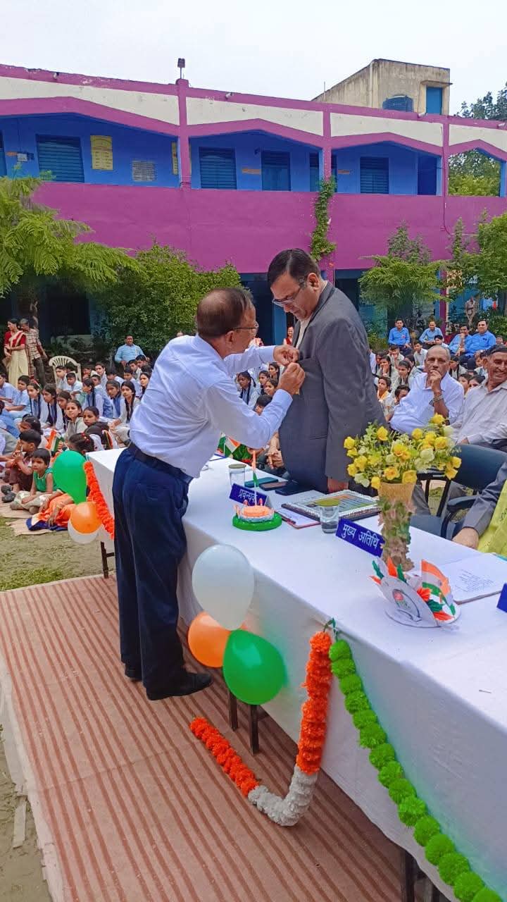 https://sdssmintercollege.com/public/uploads/gallery/150820250338421755247122_15098e4c3b00e43327bc.jpeg